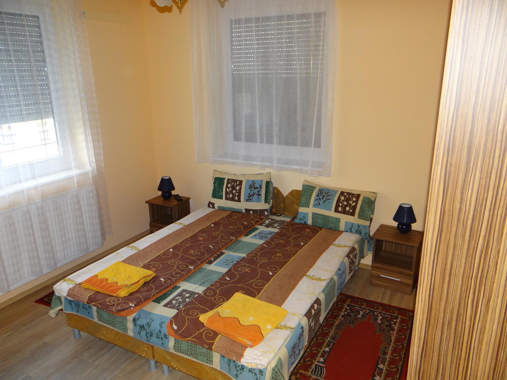 Marinica Apartman Хайдусобосло Экстерьер фото